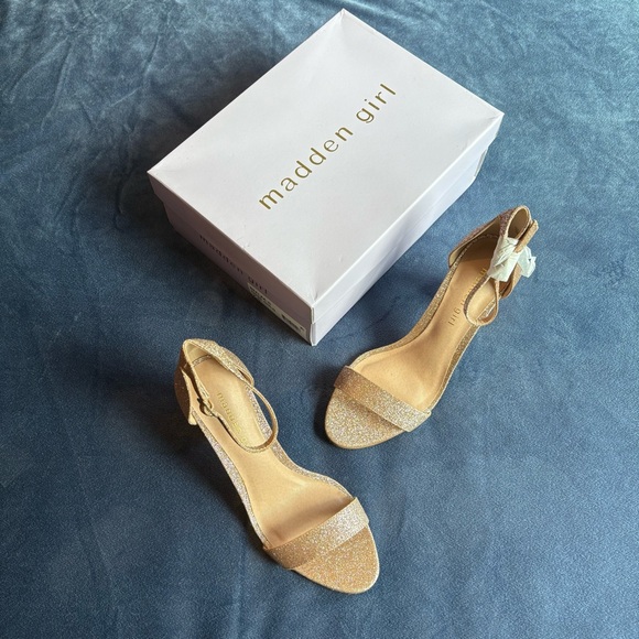 New in Box! Madden Girl Rose Gold Glitter Heels - Picture 1 of 5